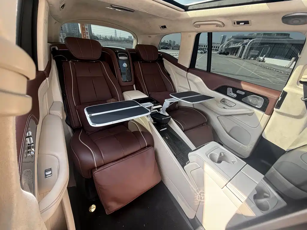 Mercedes-Benz Mercedes-Benz GLS 2023 GLS 450 4MATIC Luxury Edition 2023 - thumbnail 8