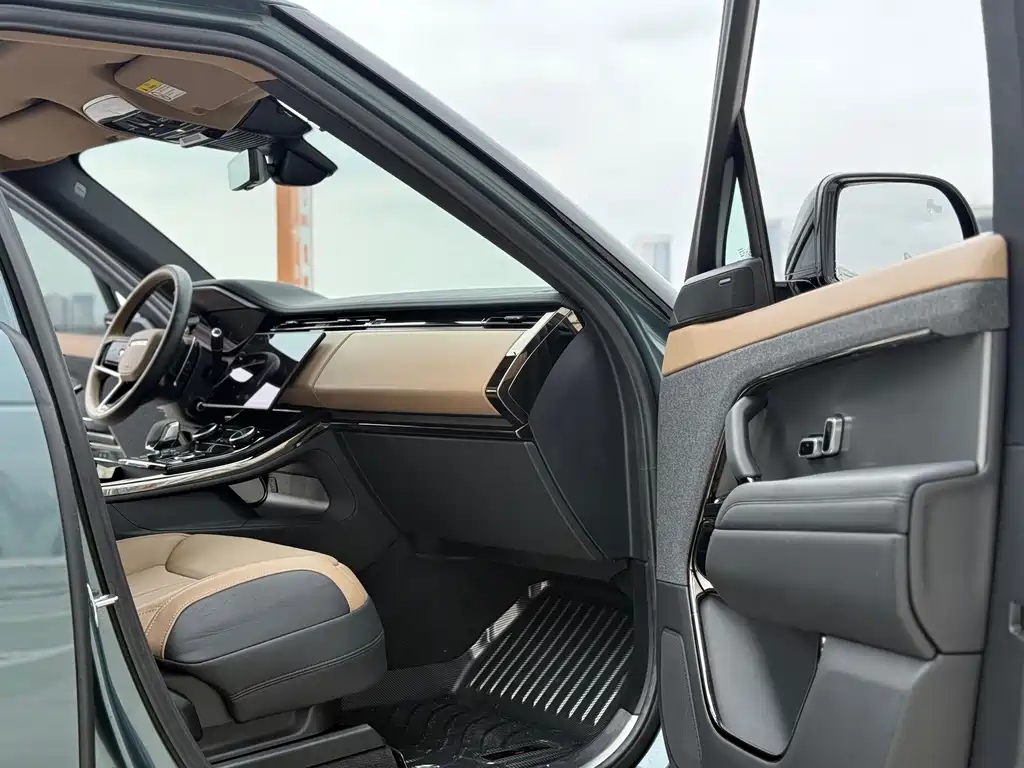 Land Rover Range Rover Sport 2023 400PS Dynamic SE 2024 - thumbnail 6