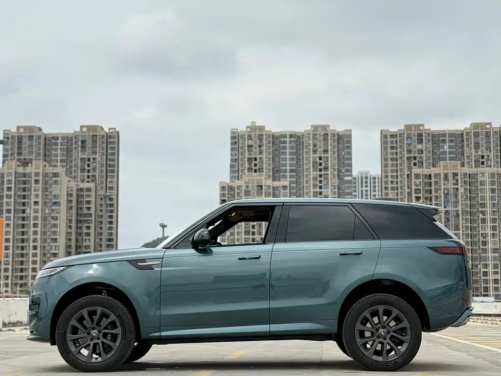 Land Rover Range Rover Sport 2023 400PS Dynamic SE 2024 - thumbnail 12