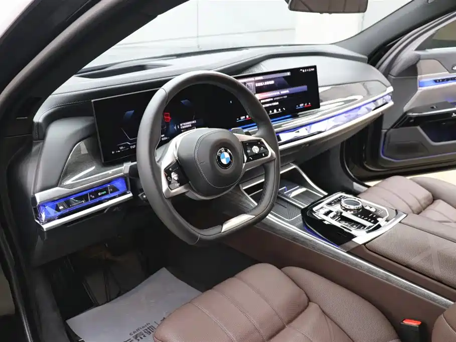 BMW BMW 7 Series 2023 Model Year Facelift 740Li M Sport Package 2025 - thumbnail 15