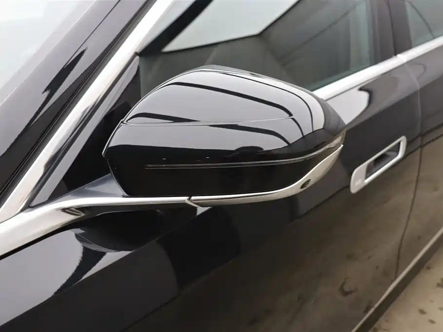 BMW BMW 7 Series 2023 Model Year Facelift 740Li M Sport Package 2025 - thumbnail 29