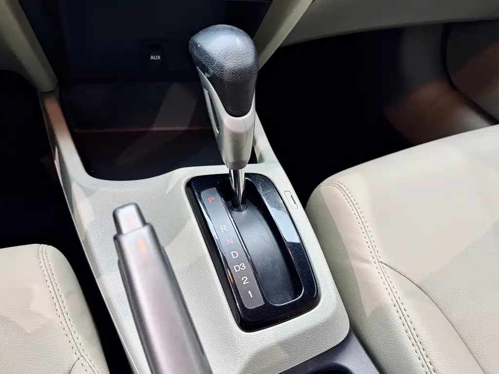 Honda Honda Civic 2014 1.8L Automatic Classic Edition 2015 - thumbnail 13