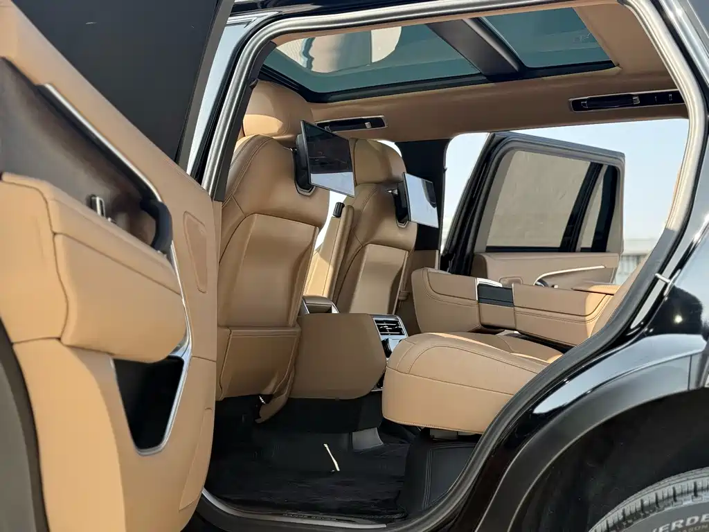 Land Rover Range Rover 2024 3.0 L6 400PS Autobiography Long Wheelbase 2024 - thumbnail 5