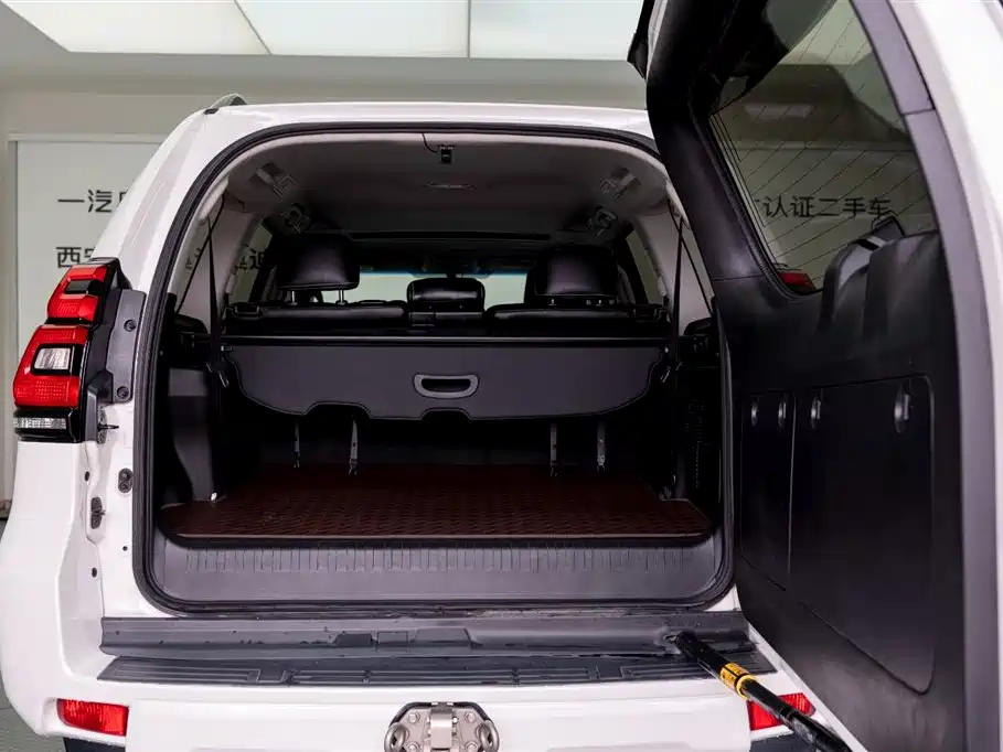 Toyota Toyota Prado 2018 3.5L Automatic TX 2019 - thumbnail 9