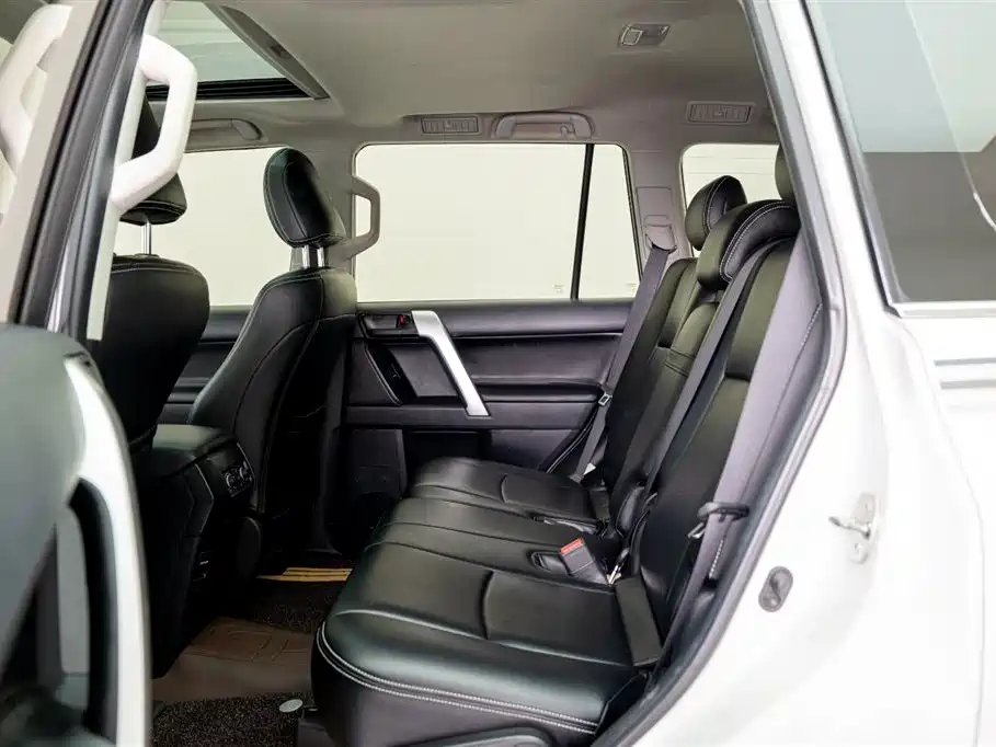 Toyota Toyota Prado 2018 3.5L Automatic TX 2019 - thumbnail 12