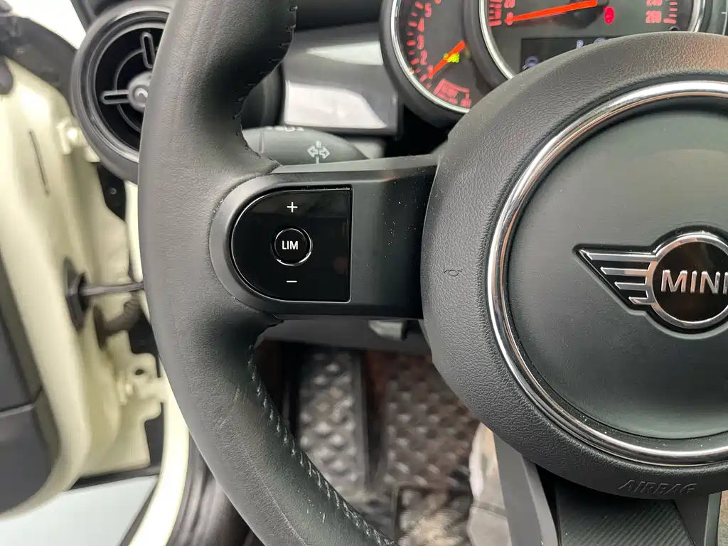 MINI MINI 2022 1.5T ONE 2021 - thumbnail 24