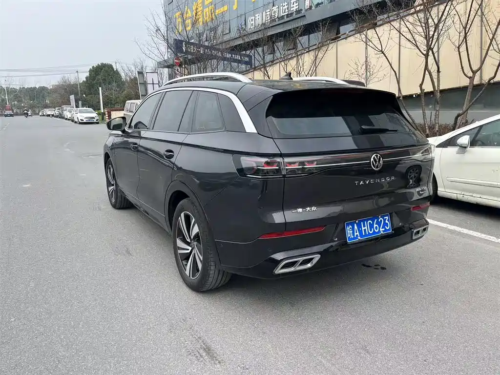 Volkswagen Lantu 2023 380TSI AWD R-Line Touring Edition 2023 - thumbnail 6