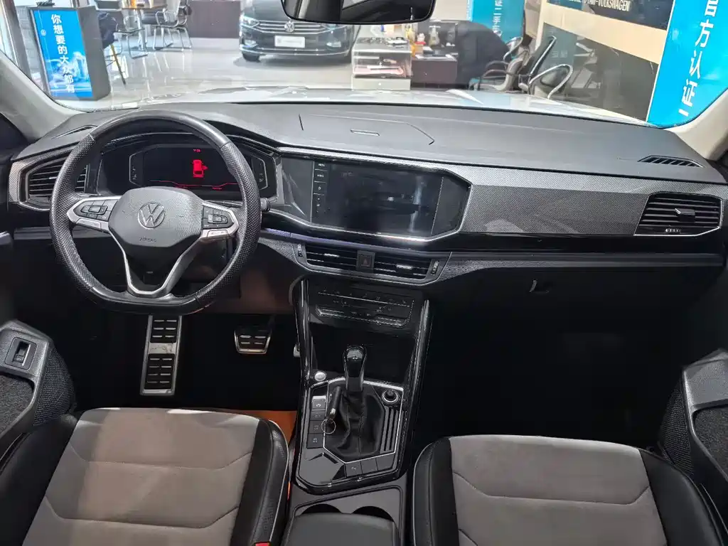Volkswagen Tayron X 2020 330TSI Two-Wheel Drive Premium Intelligent Connectivity Edition 2022 - thumbnail 8