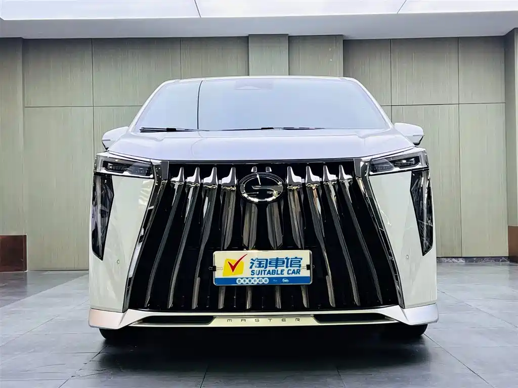 GAC Trumpchi GAC Trumpchi M8 2023 Master Series Hybrid Supreme Edition 2023 - thumbnail 2