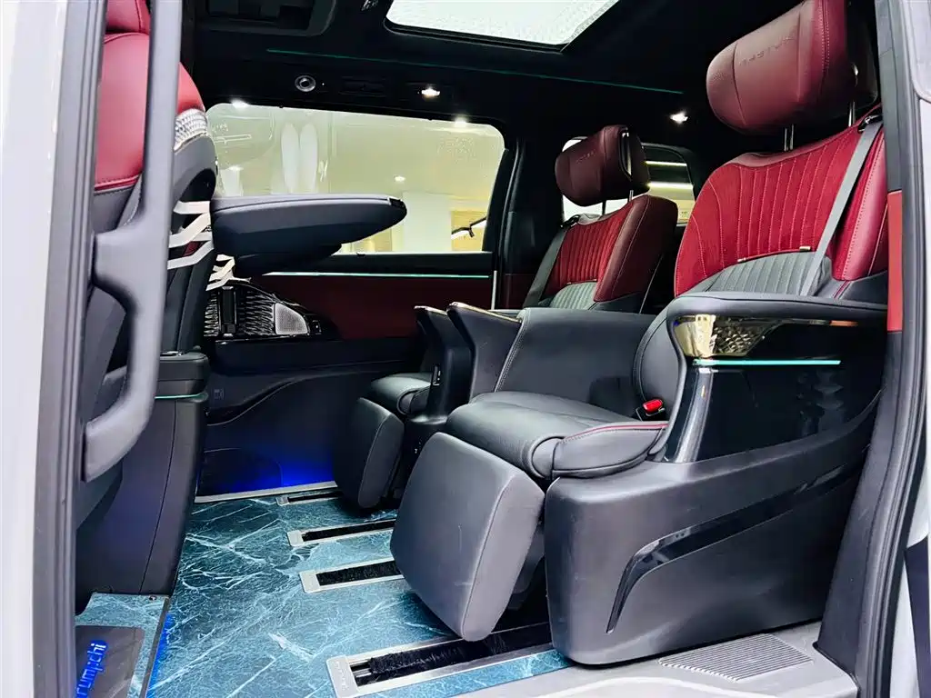 GAC Trumpchi GAC Trumpchi M8 2023 Master Series Hybrid Supreme Edition 2023 - thumbnail 15