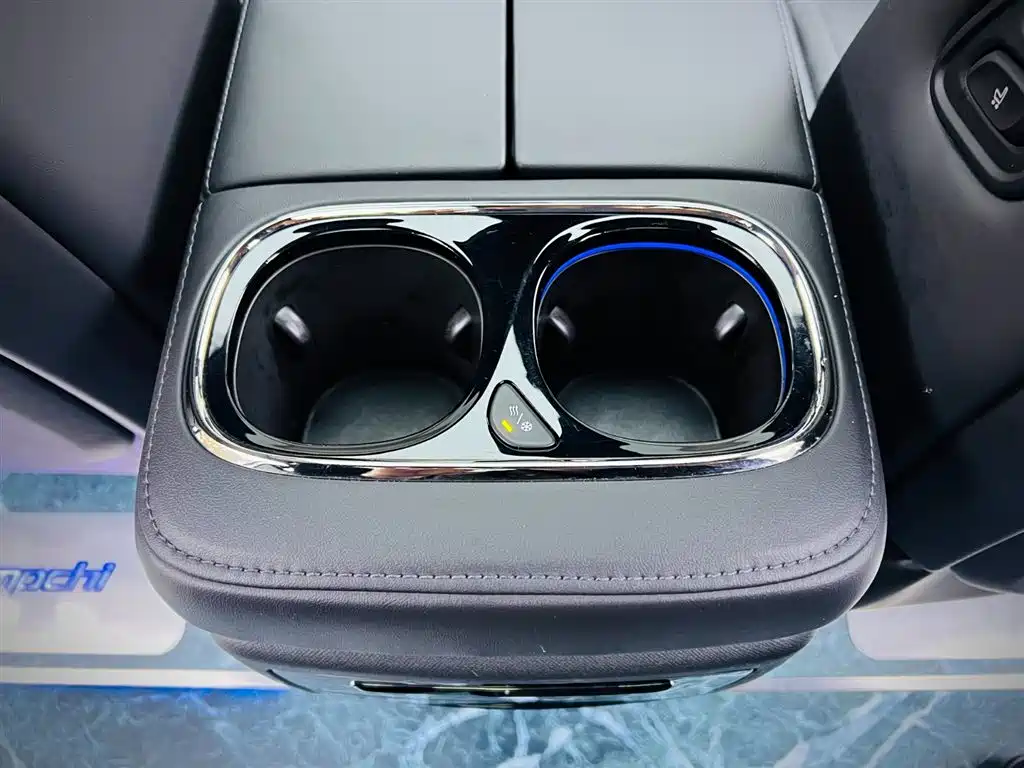 GAC Trumpchi GAC Trumpchi M8 2023 Master Series Hybrid Supreme Edition 2023 - thumbnail 17