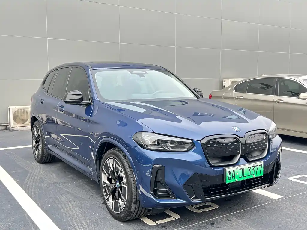 BMW BMW iX3 2022 Create Leading Model 2022 - thumbnail 3