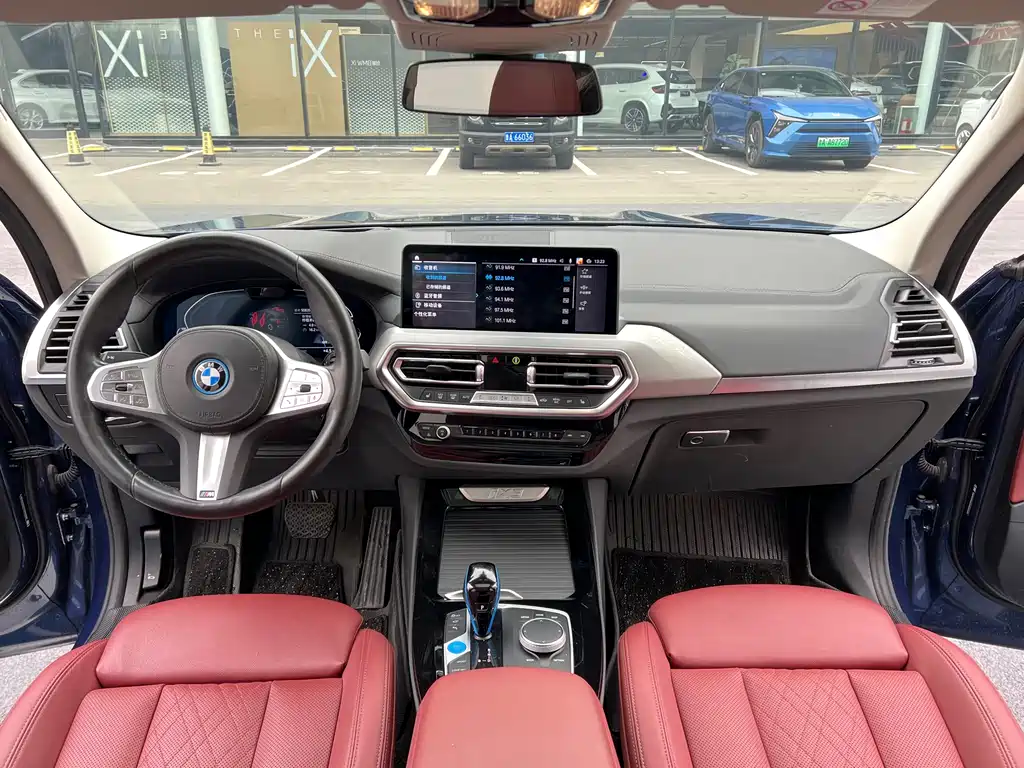 BMW BMW iX3 2022 Create Leading Model 2022 - thumbnail 7