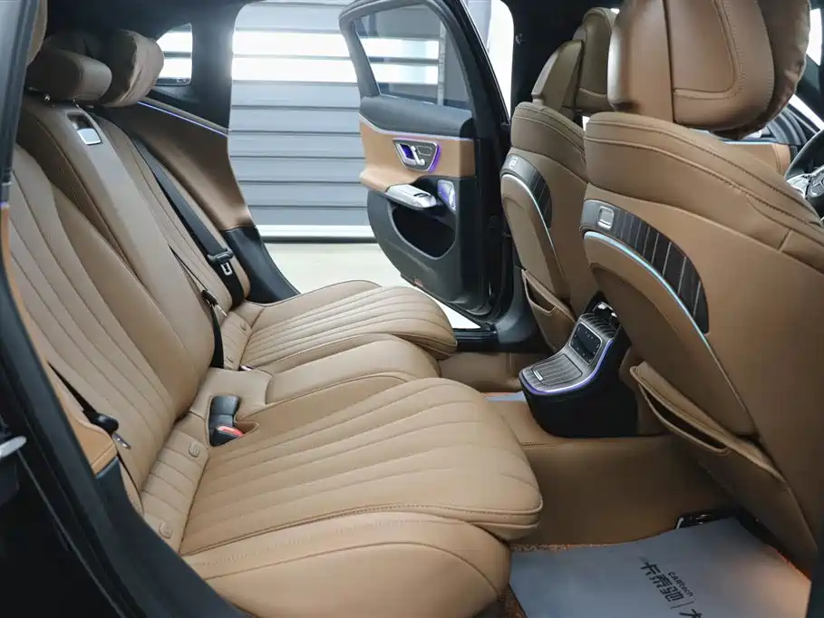 Mercedes-Benz Mercedes-Benz E-Class 2025 Model Year Facelift E 300 L Luxury Edition 2025 - thumbnail 26