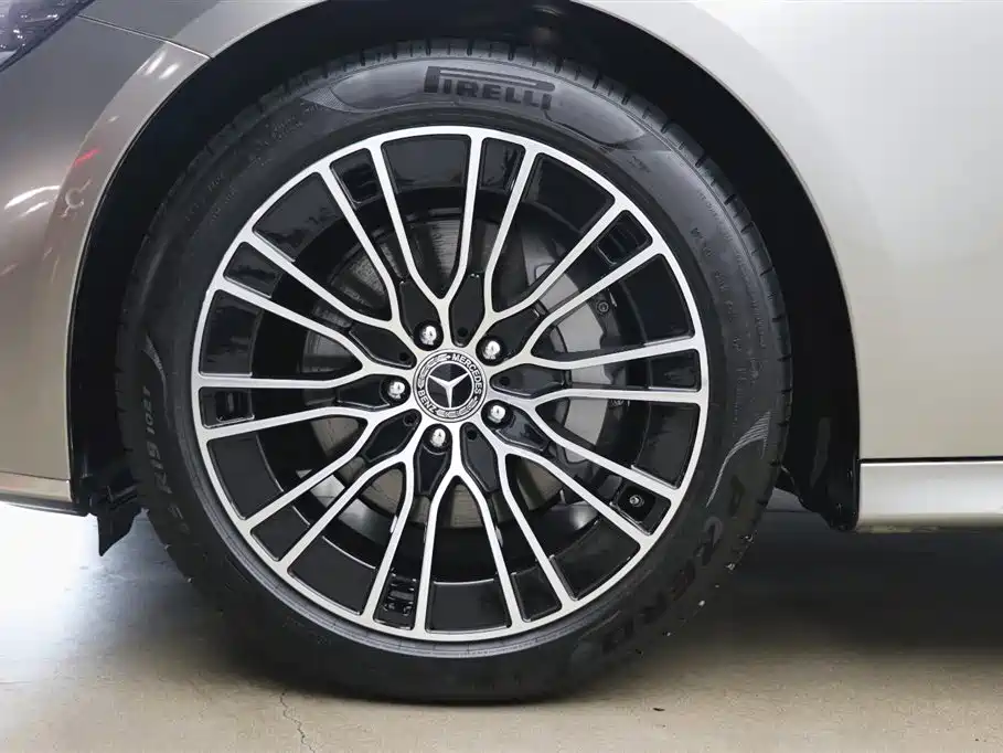 Mercedes-Benz Mercedes-Benz E-Class 2025 Model Year Facelift E 300 L Luxury Edition 2025 - thumbnail 30