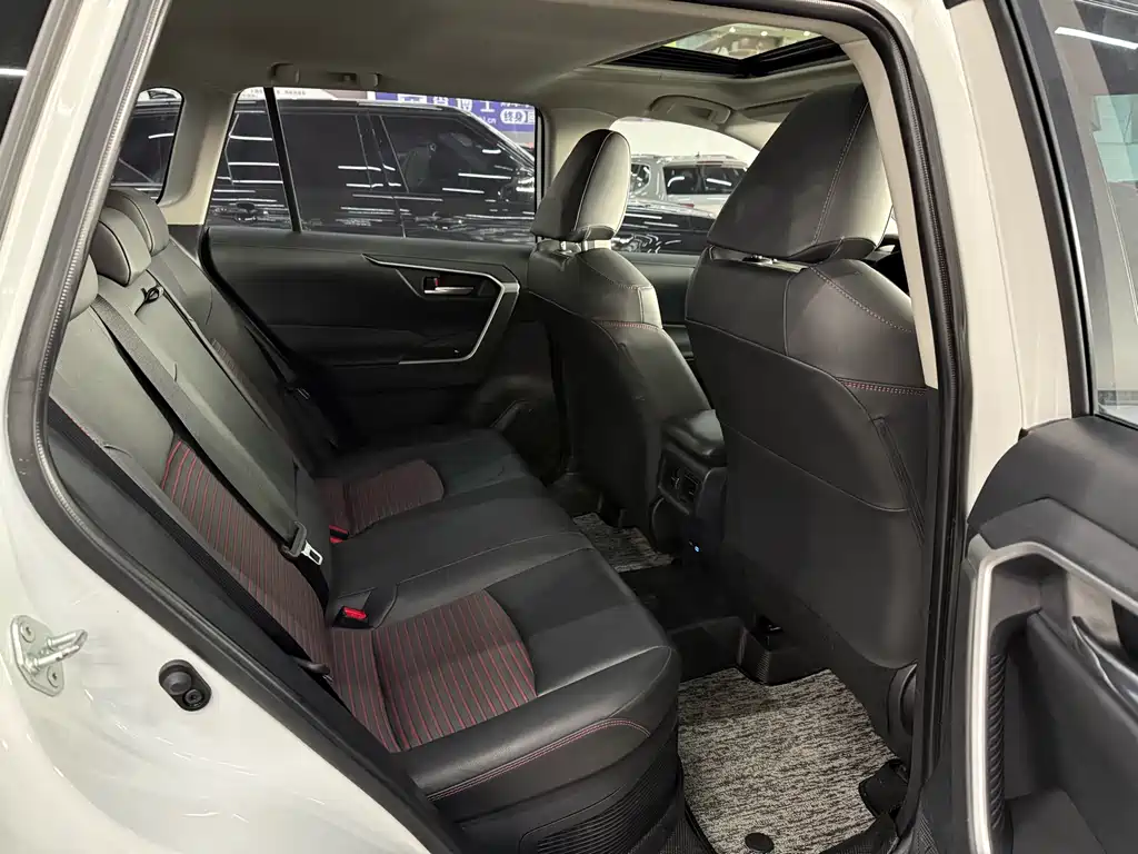 Toyota RAV4 Prime 2021 2.5L AWD Premium 2022 - thumbnail 21