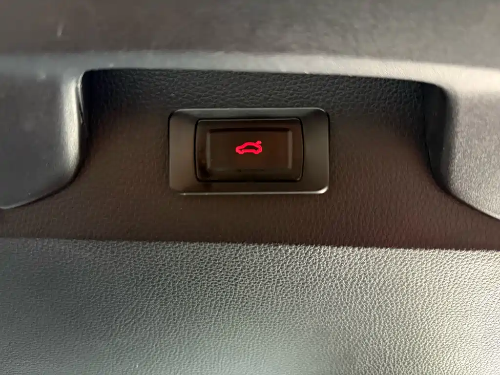 Toyota RAV4 Prime 2021 2.5L AWD Premium 2022 - thumbnail 24