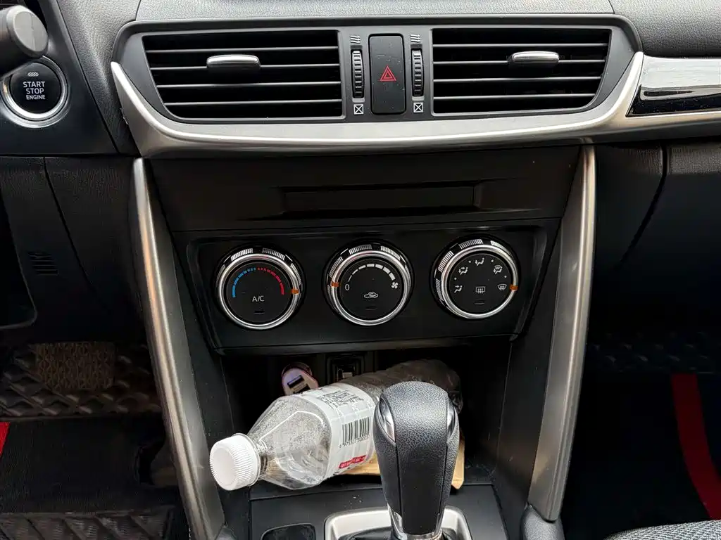 Mazda Mazda CX-4 2018 2.0L Automatic 2WD Skyactiv-Vehicle Dynamic Version China VI 2019 - thumbnail 12