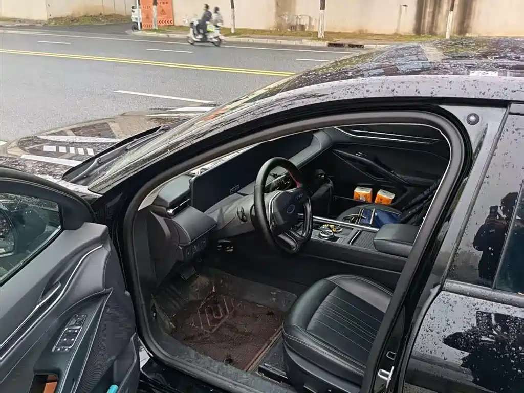 Ford Mondeo 2025 2.0T EcoBoost Luxury 2024 - thumbnail 7