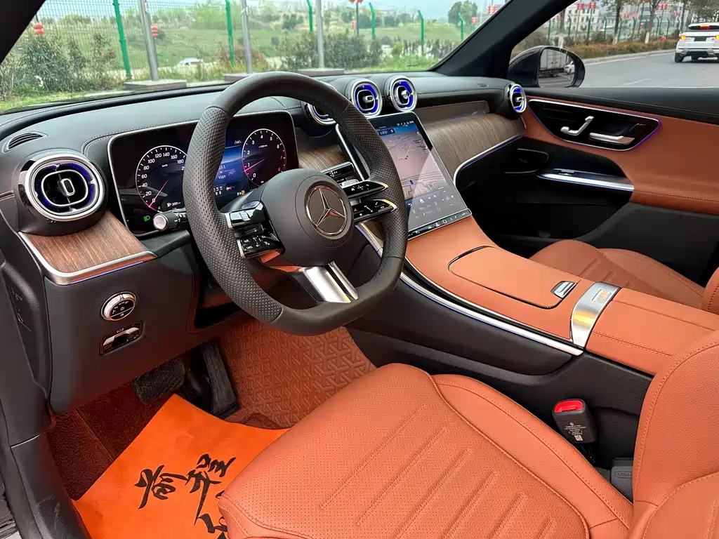 Mercedes-Benz Mercedes-Benz GLC 2025 GLC 300 L 4MATIC Sport 7-seater 2024 - thumbnail 5