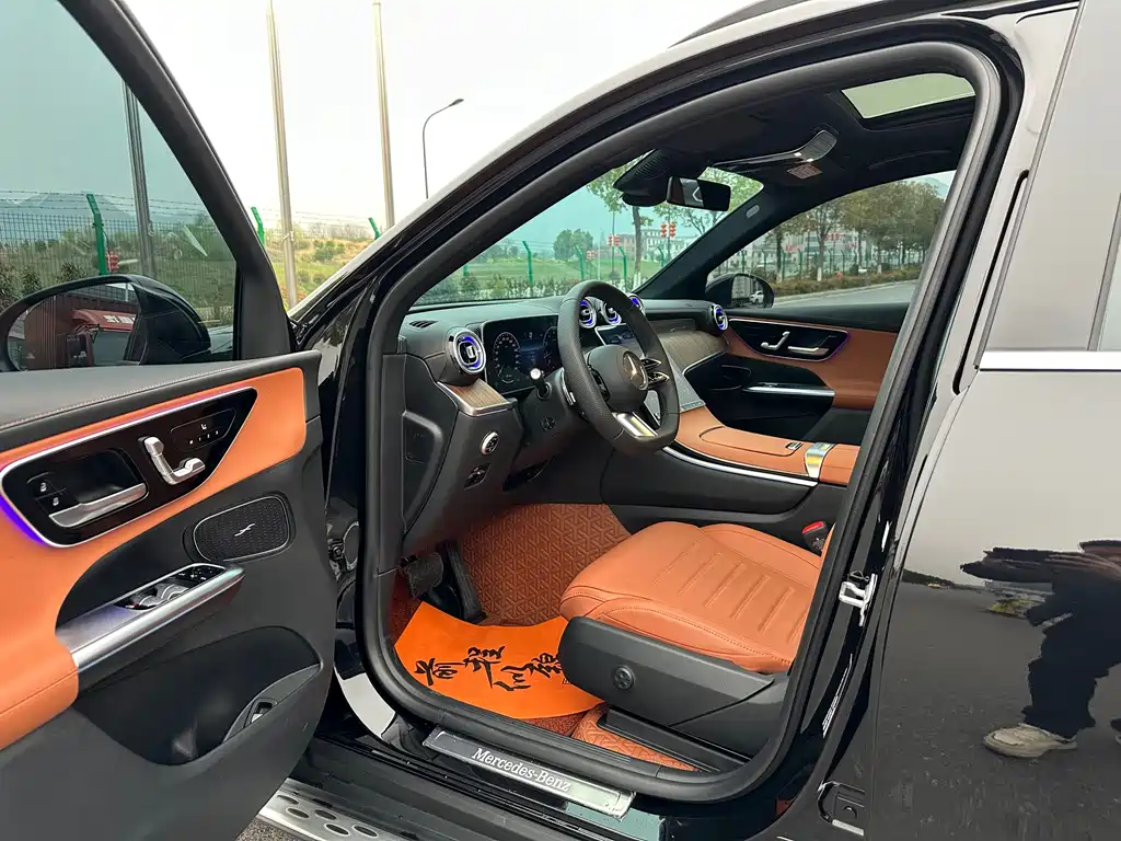 Mercedes-Benz Mercedes-Benz GLC 2025 GLC 300 L 4MATIC Sport 7-seater 2024 - thumbnail 6