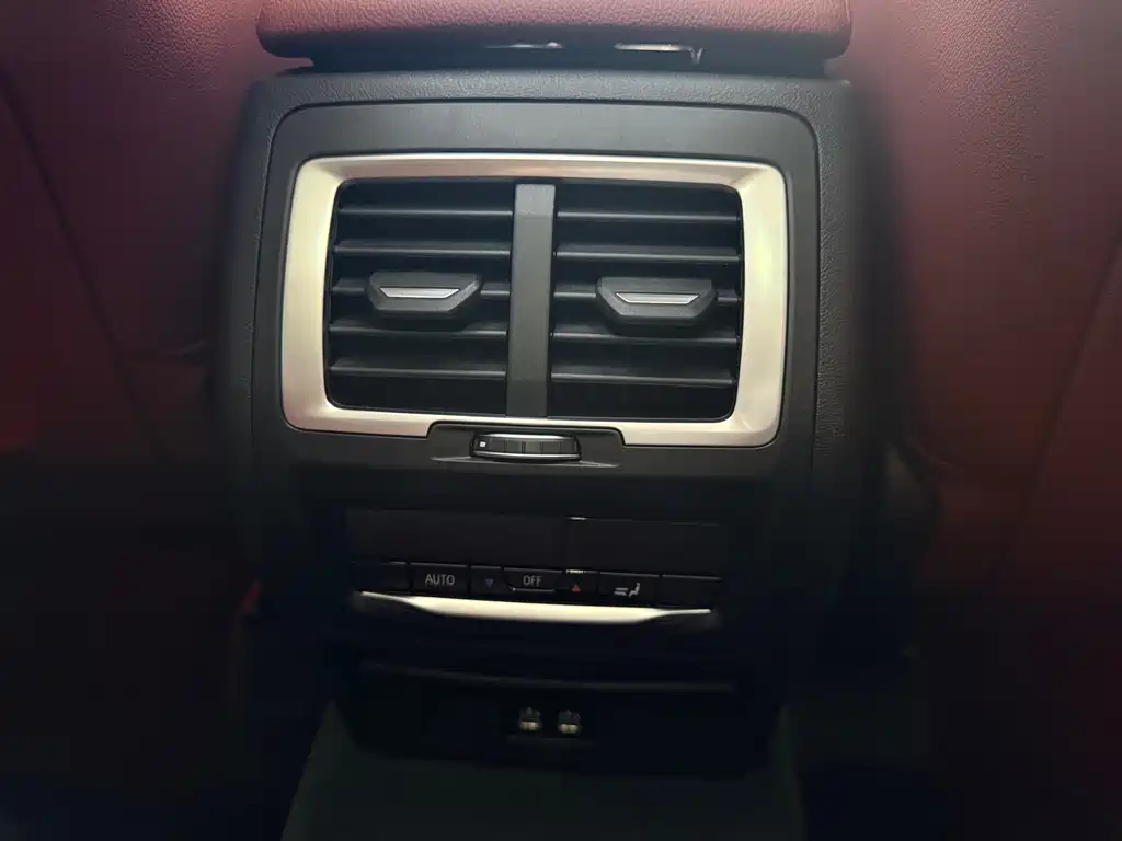 BMW BMW X3 2023 xDrive25i M Sport Package 2024 - thumbnail 19
