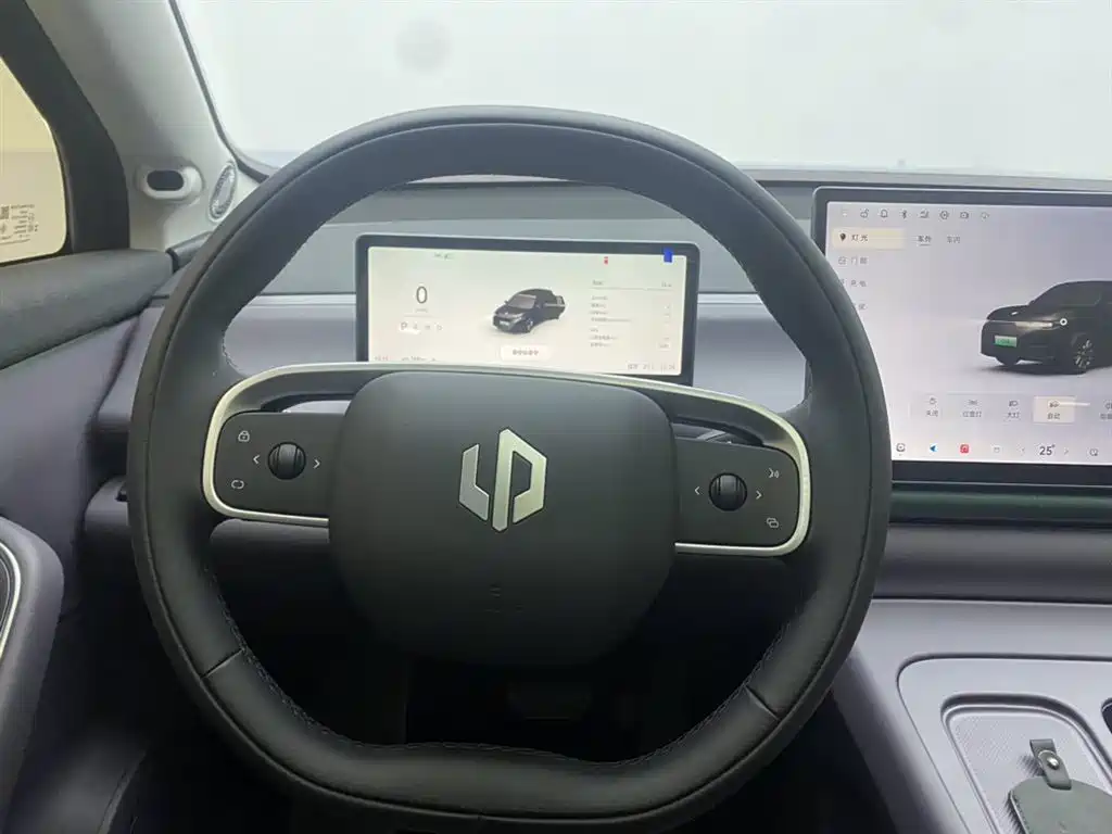 Leapmotor Leapmotor C10 2024 530 Intelligent Enjoyment Edition 2025 - thumbnail 14