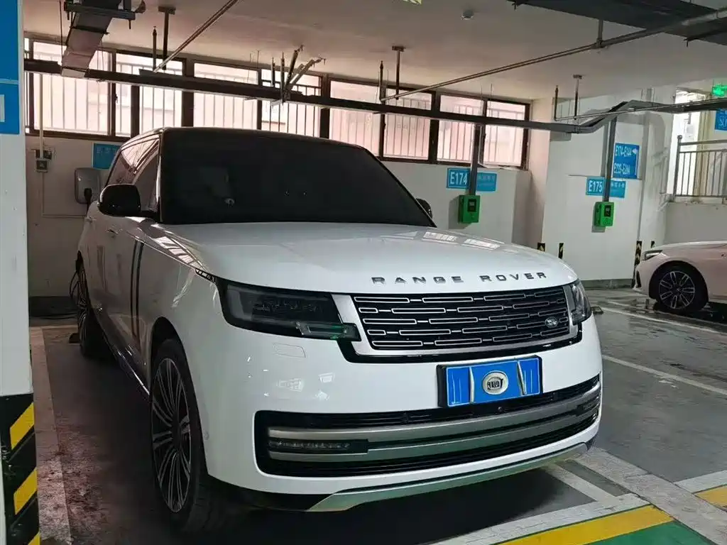 Land Rover Range Rover 2025 3.0 L6 400PS Autobiography Long Wheelbase 2025 - thumbnail 3