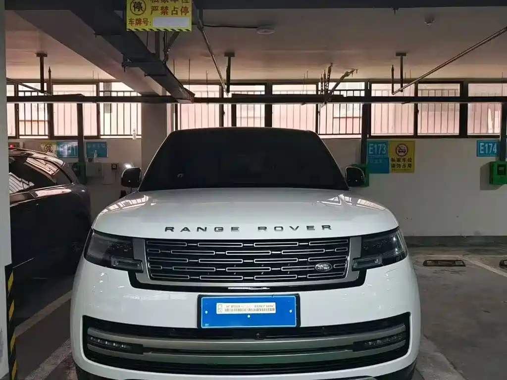 Land Rover Range Rover 2025 3.0 L6 400PS Autobiography Long Wheelbase 2025 - thumbnail 4