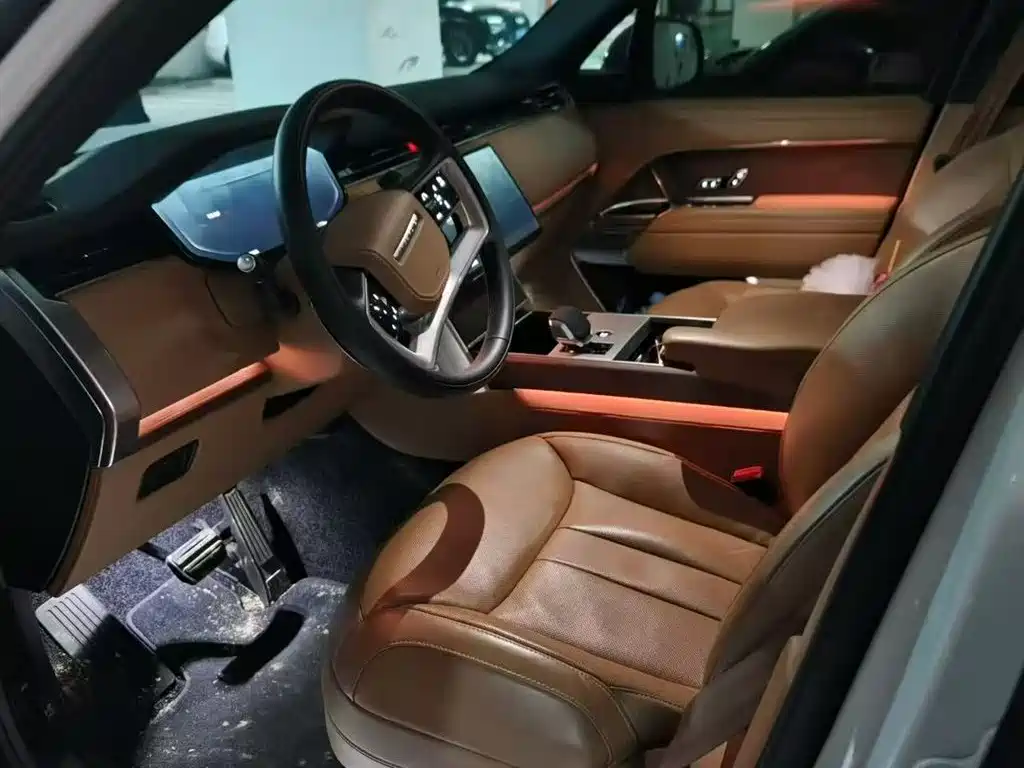Land Rover Range Rover 2025 3.0 L6 400PS Autobiography Long Wheelbase 2025 - thumbnail 5