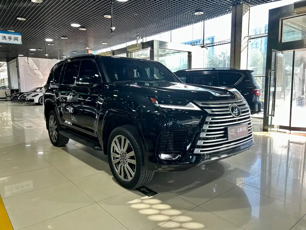 Lexus Lexus LX 2025 700h VIP Edition 2026 - thumbnail 3