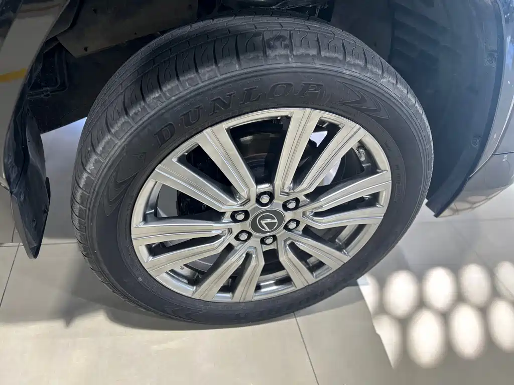Lexus Lexus LX 2025 700h VIP Edition 2026 - thumbnail 4