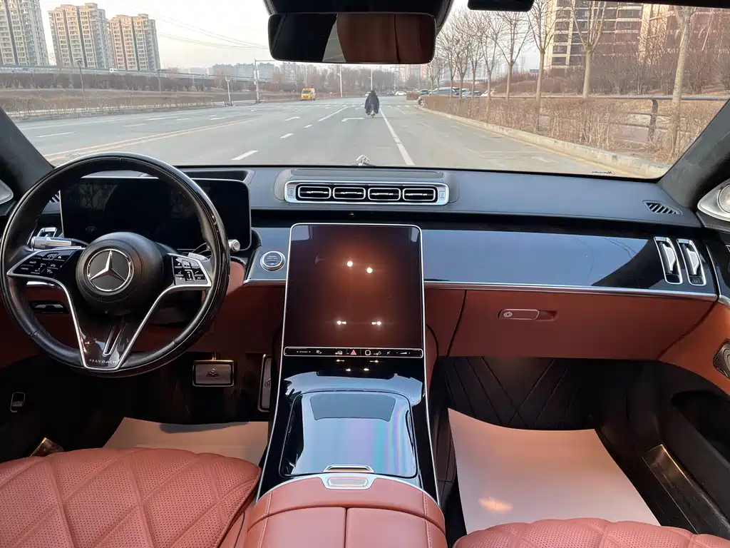 Mercedes-Benz Maybach S-Class 2022 S 480 4MATIC Intelligent Premium Special Edition 2022 - thumbnail 7