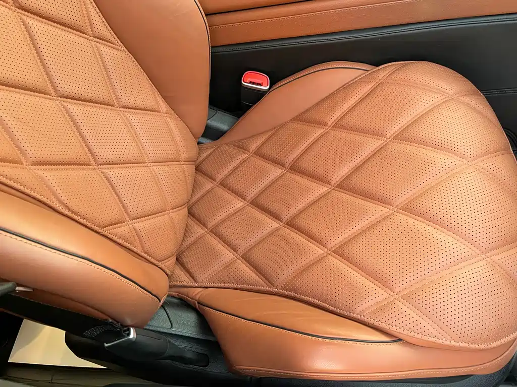Mercedes-Benz Maybach S-Class 2022 S 480 4MATIC Intelligent Premium Special Edition 2022 - thumbnail 10