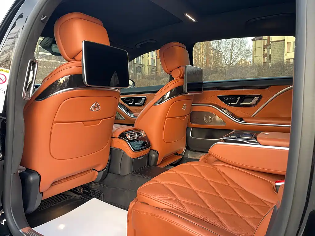 Mercedes-Benz Maybach S-Class 2022 S 480 4MATIC Intelligent Premium Special Edition 2022 - thumbnail 19