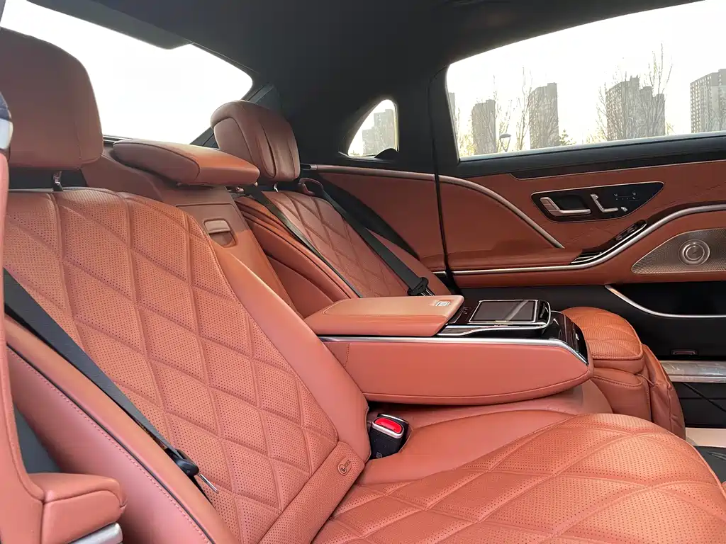 Mercedes-Benz Maybach S-Class 2022 S 480 4MATIC Intelligent Premium Special Edition 2022 - thumbnail 21