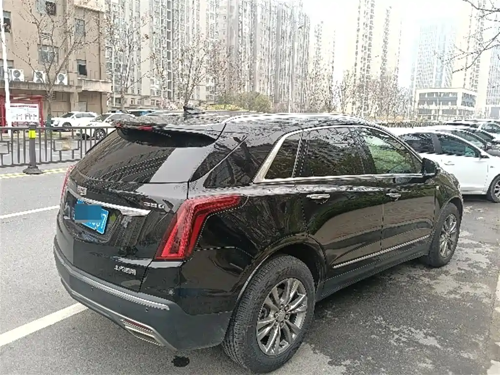 Cadillac Cadillac XT5 2020 Facelift 28T Luxury 2020 - thumbnail 3