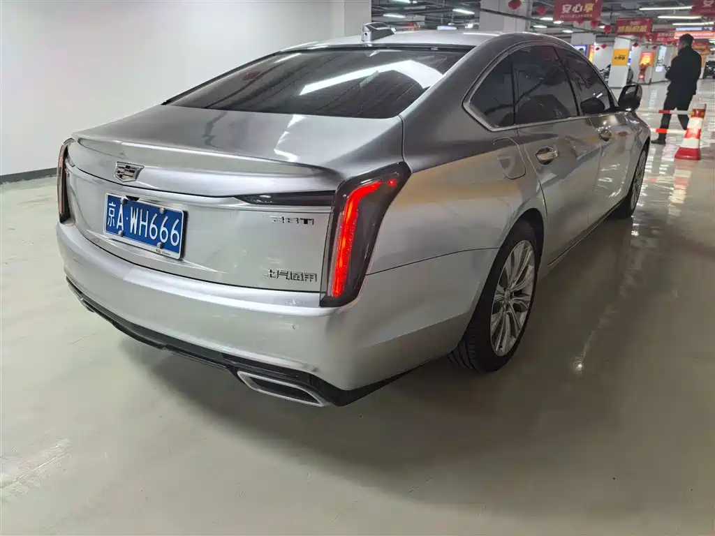 Cadillac Cadillac CT6 2023 28T Luxury 2025 - thumbnail 4