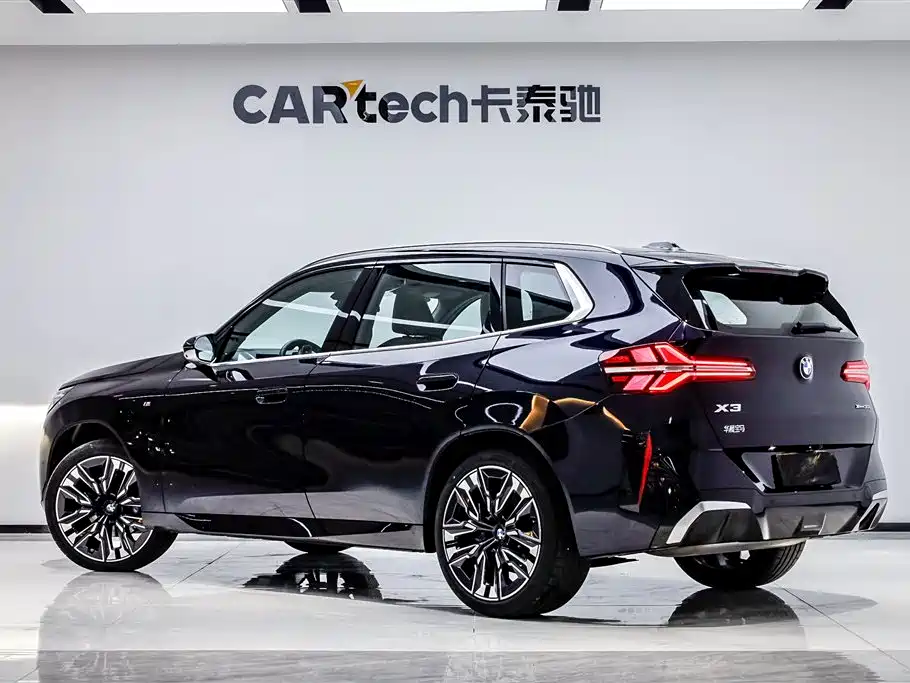 BMW BMW X3 2025 xDrive30L Premium M Sport Night Package 2025 - thumbnail 4
