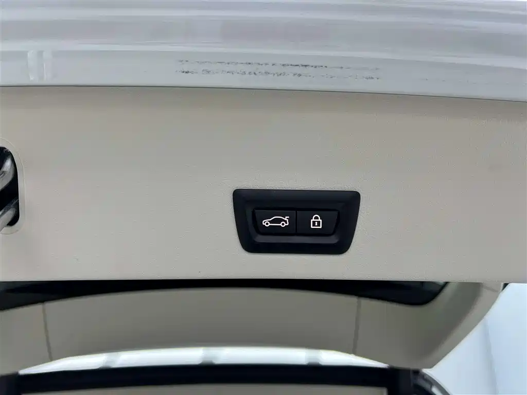 BMW BMW X3 2022 facelift xDrive30i M Sport Night Shadow Edition 2022 - thumbnail 11
