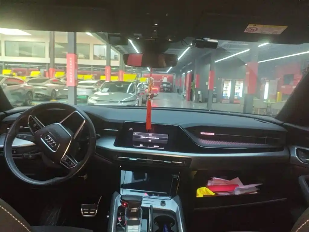 Audi Audi Q6 2023 45 TFSI quattro Zhiyun Edition Yulin Package 2023 - thumbnail 6