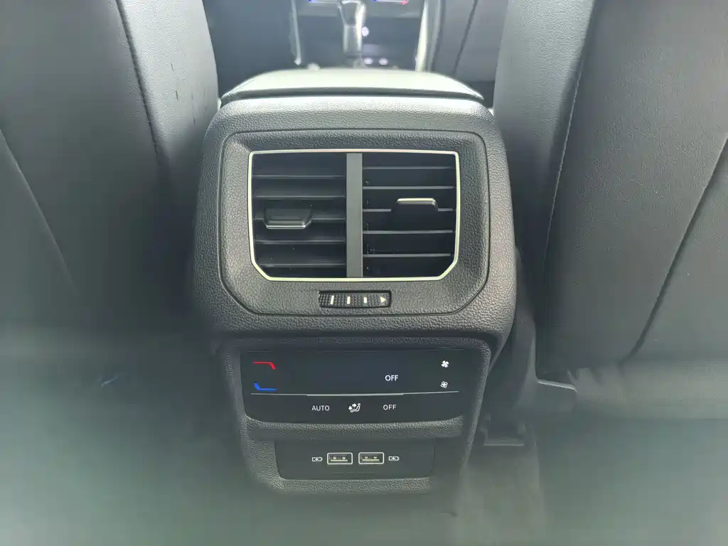 Volkswagen Tayron 2023 280TSI 2WD Luxury Plus Advanced Edition 2023 - thumbnail 13