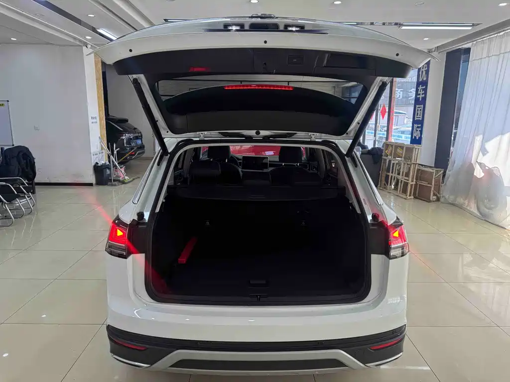 Volkswagen Tayron 2023 280TSI 2WD Luxury Plus Advanced Edition 2022 - thumbnail 20