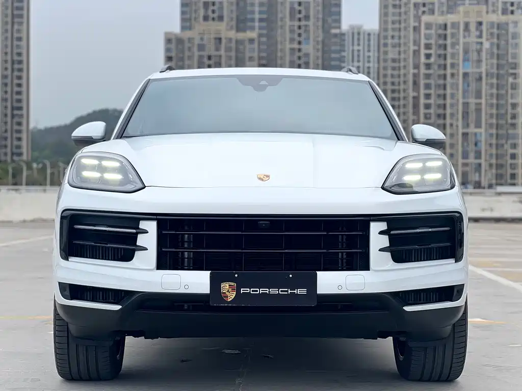 Porsche Porsche Cayenne 2025 Model Year Cayenne 3.0T Dream Chaser Edition 2025 - thumbnail 2