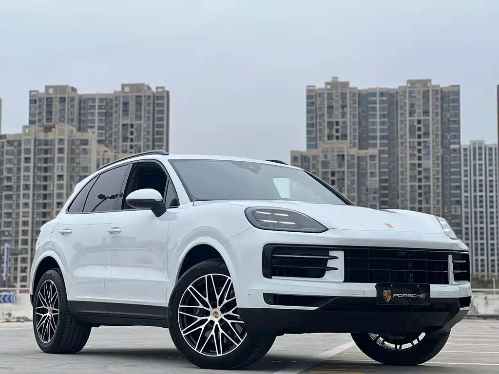 Porsche Porsche Cayenne 2025 Model Year Cayenne 3.0T Dream Chaser Edition 2025 - thumbnail 3