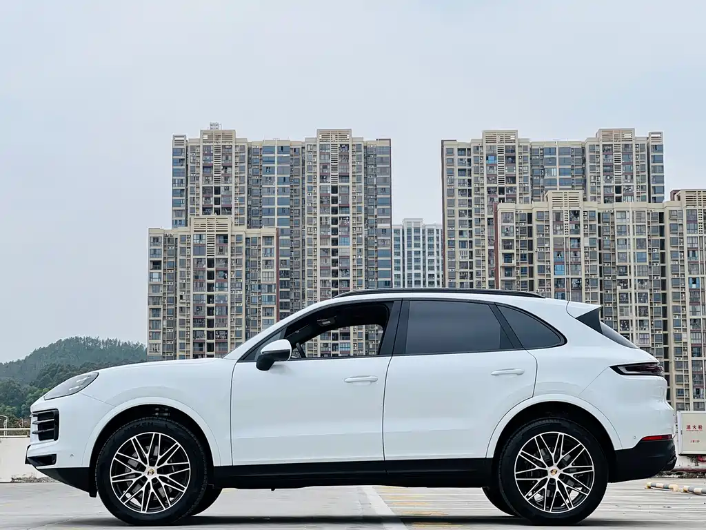 Porsche Porsche Cayenne 2025 Model Year Cayenne 3.0T Dream Chaser Edition 2025 - thumbnail 11