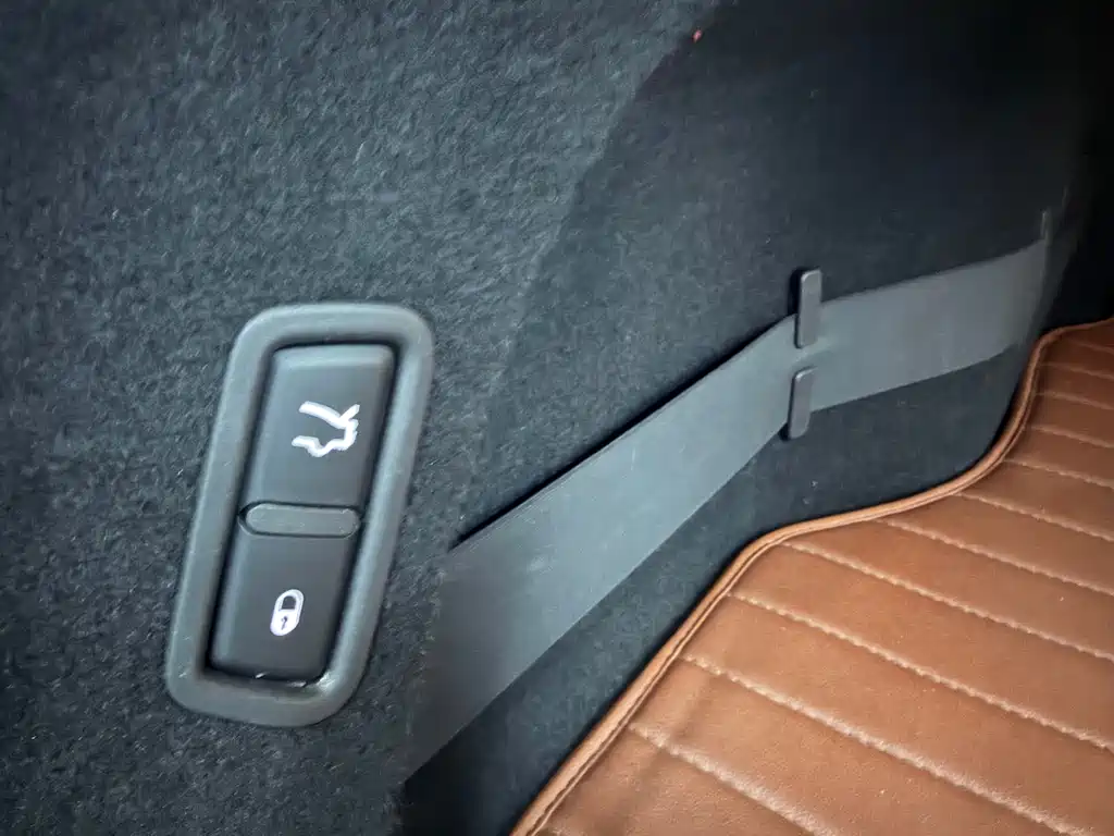 Maserati Maserati Levante 2016 3.0T Standard 2017 - thumbnail 16