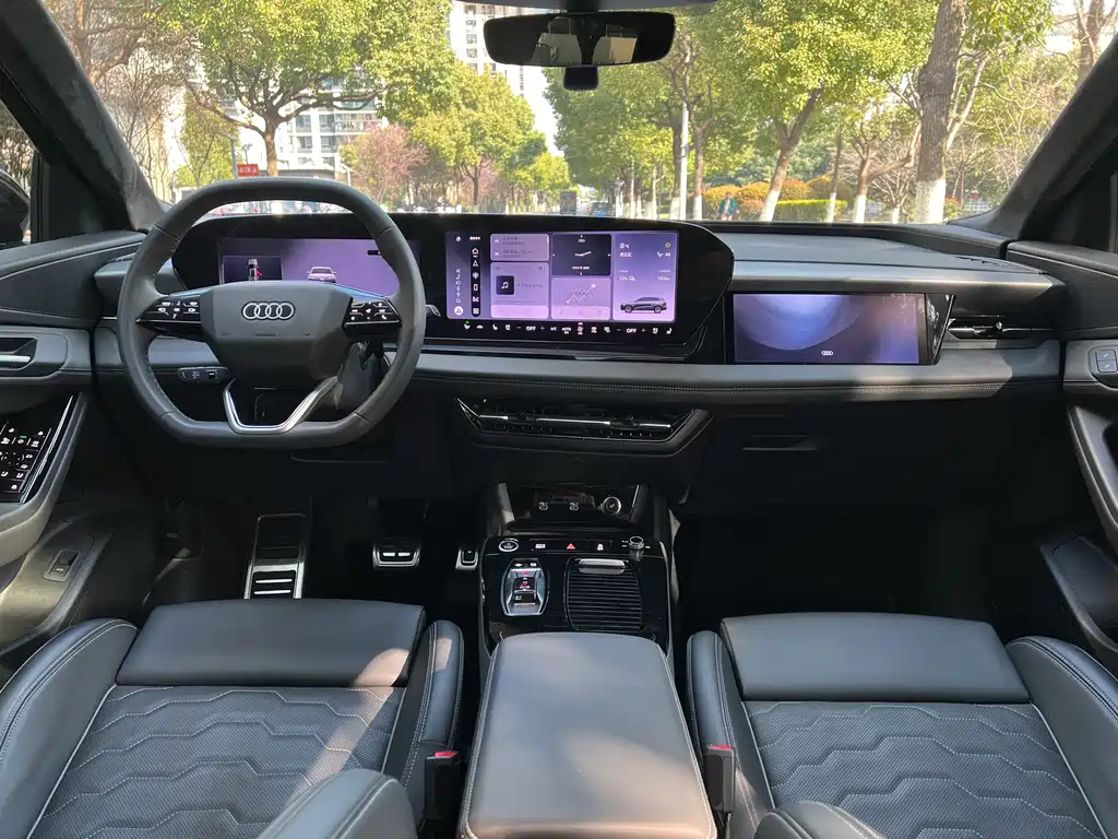 Audi Audi Q6L e-tron 2026 Launch Edition 2025 - thumbnail 12