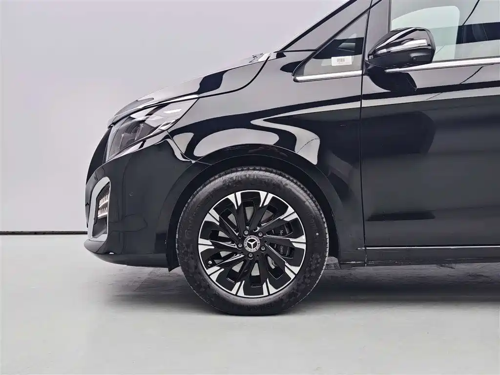 Mercedes-Benz Mercedes-Benz V-Class 2024 V 300 L Long Wheelbase Premium Edition 2026 - thumbnail 6