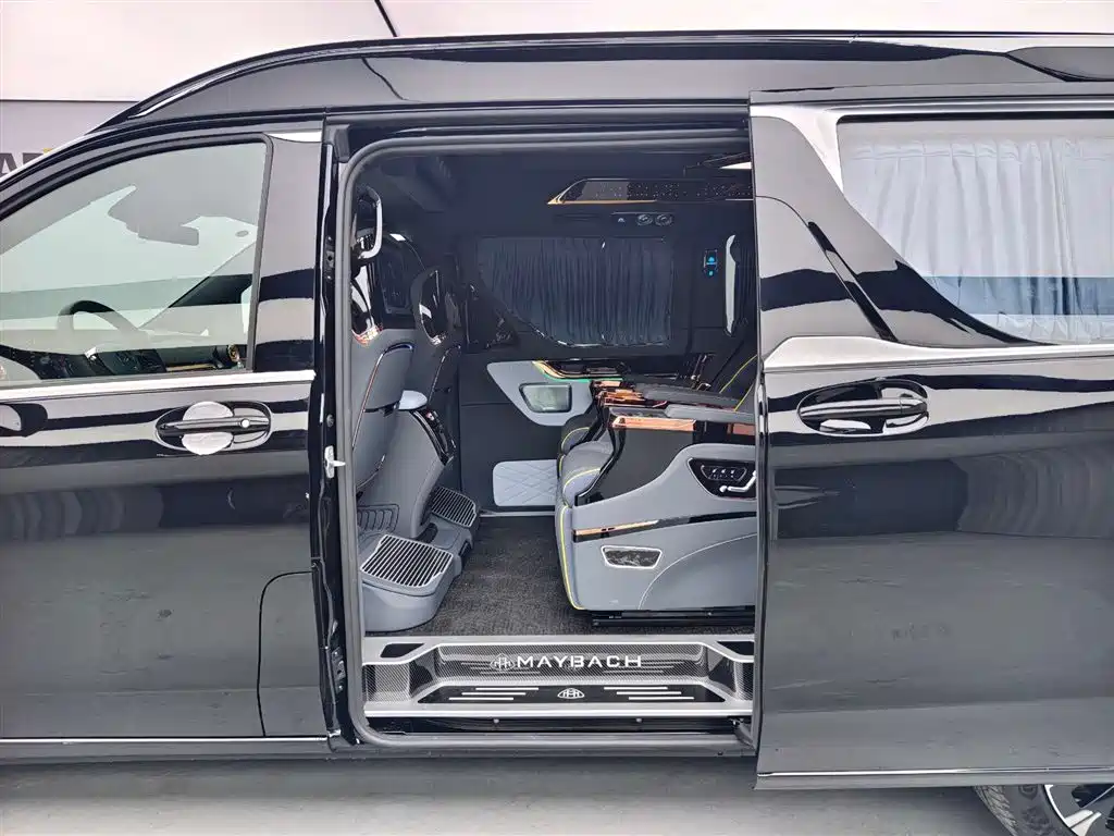 Mercedes-Benz Mercedes-Benz V-Class 2024 V 300 L Long Wheelbase Premium Edition 2026 - thumbnail 7